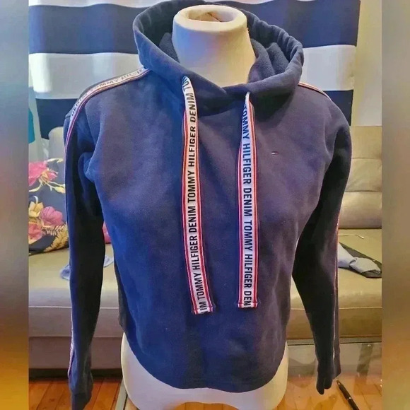 COPY - Tommy  hilfiger Hoodie - Picture 1 of 6